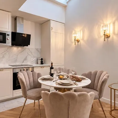 Champs-elysees Luxury - 2 Bd - Apartment Paris