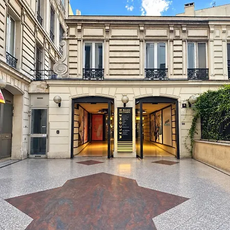Apartment Champs-elysees Luxury - 2 Bd -