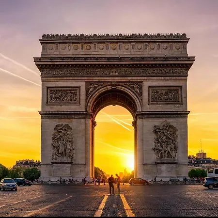 Champs-elysees Luxury - 2 Bd - *